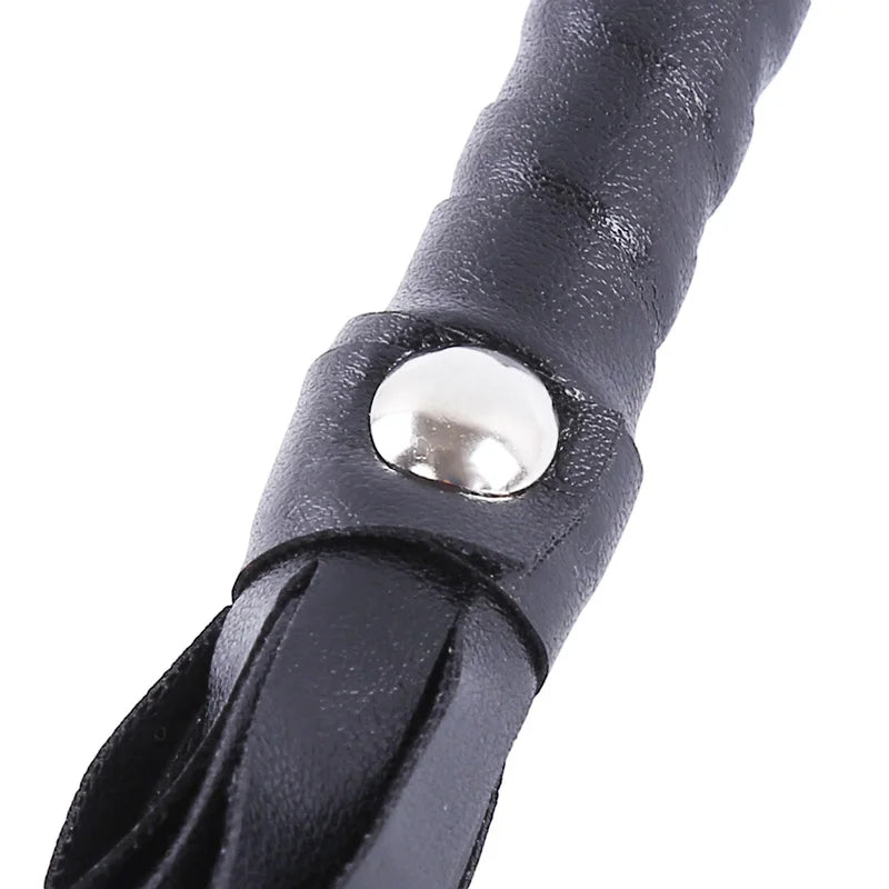 40 cm PU leather flogger – dominant whip with hand straps