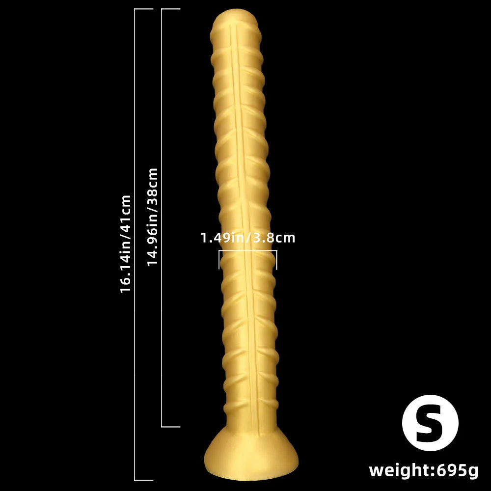 Close-up of the Hinterhof Stimulation Streifen Anal Dildo, crafted from smooth medical-grade silicone for safe use.