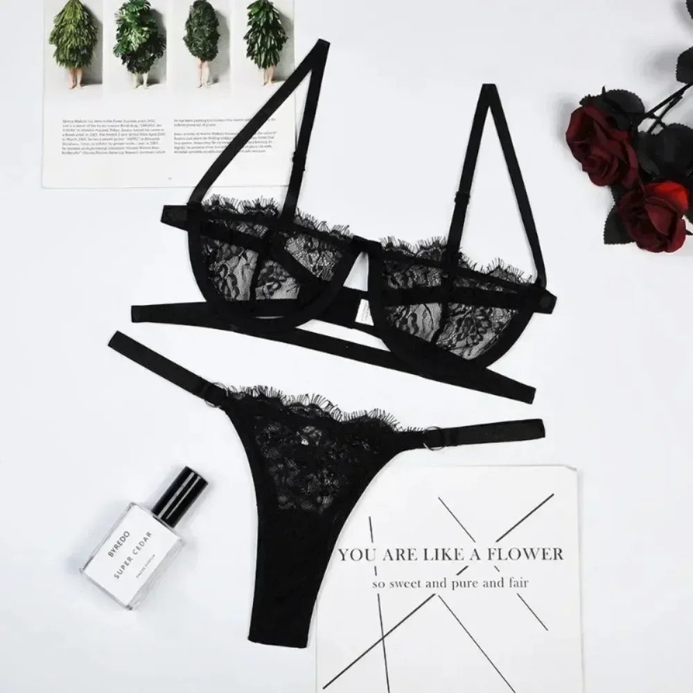 Sexy Spitze bestickt Transparentes Dessous Set