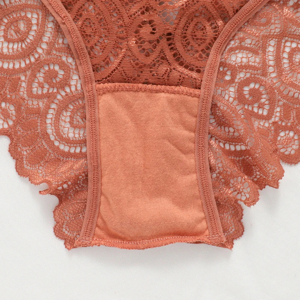 Sexiger Damen-G-String mit Spitzenbesatz