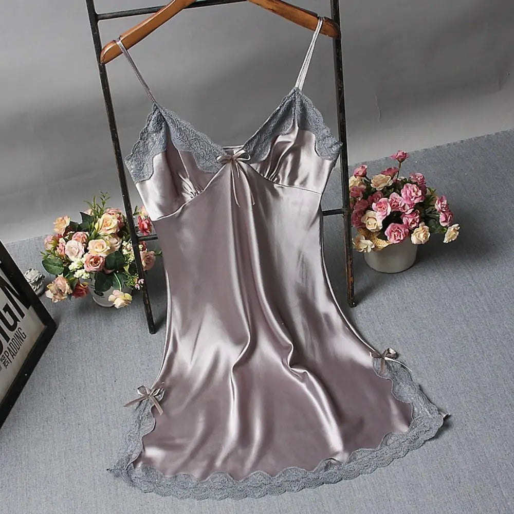 Sexy Lace Silk Nighty Nachtwäsche